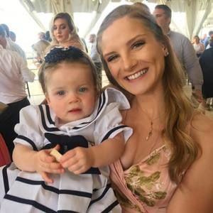 Meet your Posher, Jeni